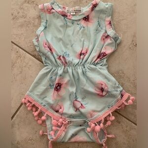 Baileys Blossom onesie size S